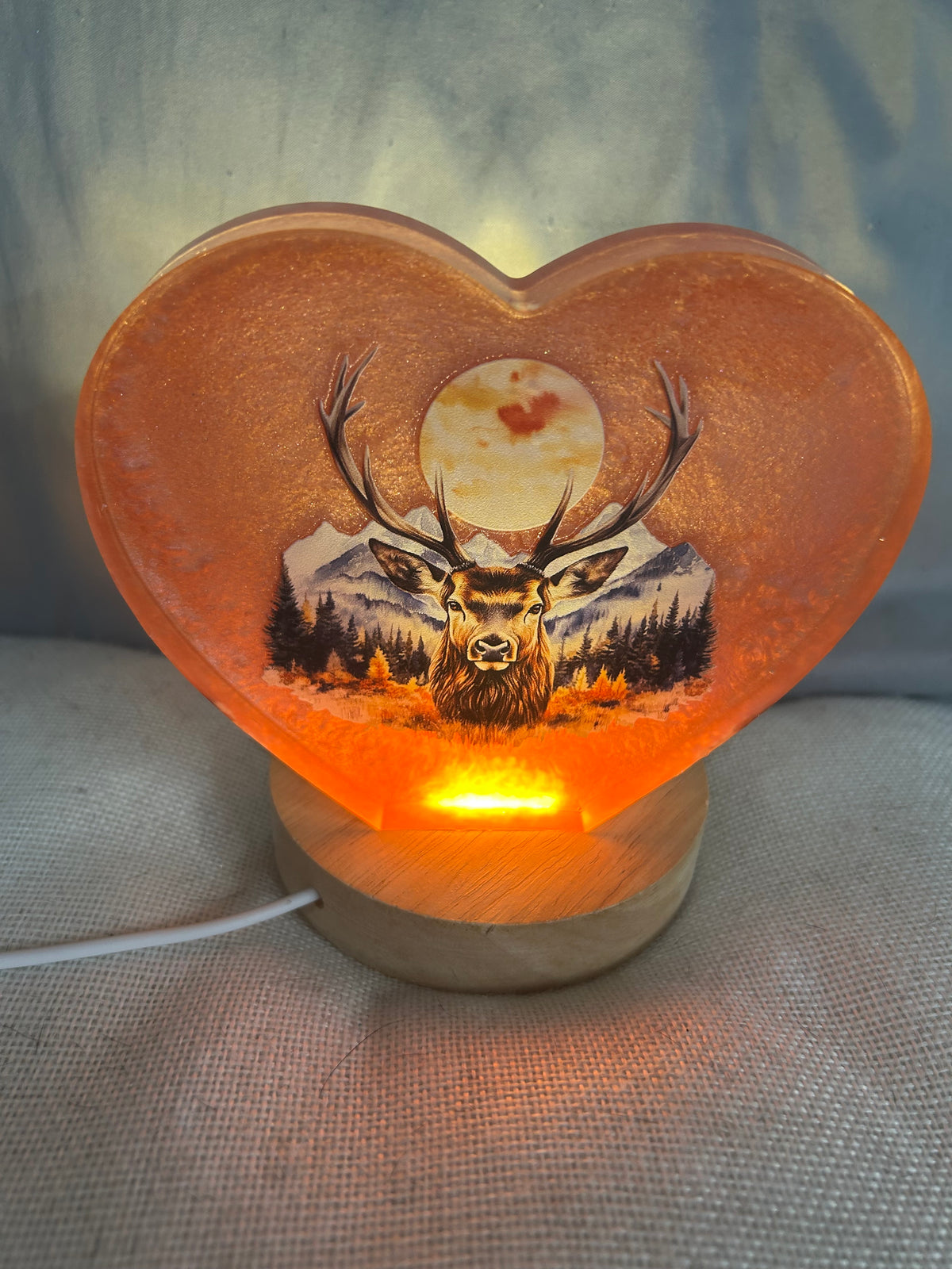 Small resin heart, orange with Deer (USB light)