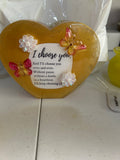 Small gold resin heart “I choose you” with rose and butterflies